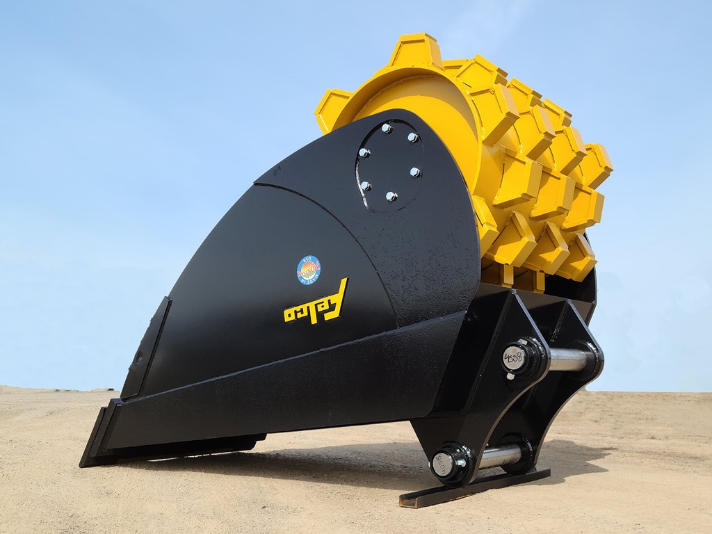 Compaction Thumper Tamping Pad Roller Buckets | Excavator Attachment | Felco Industries